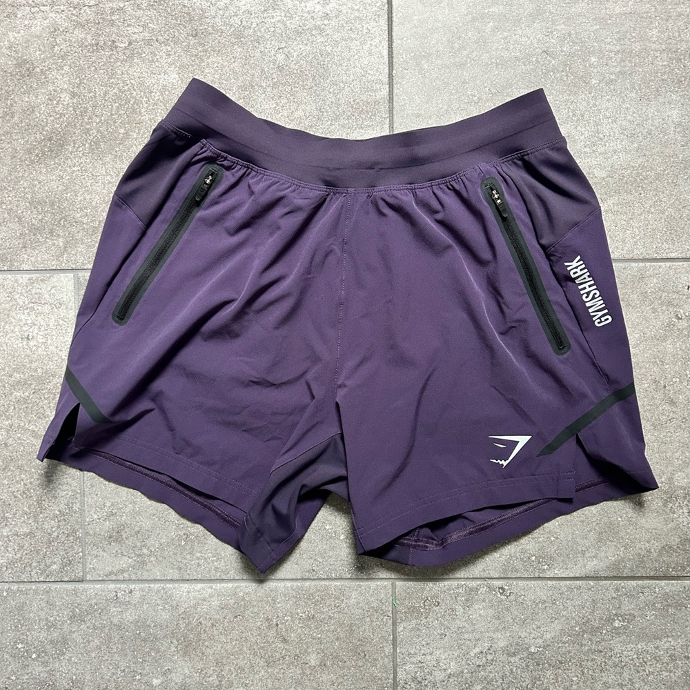 Gymshark women’s Hybrid Shorts 5” size M